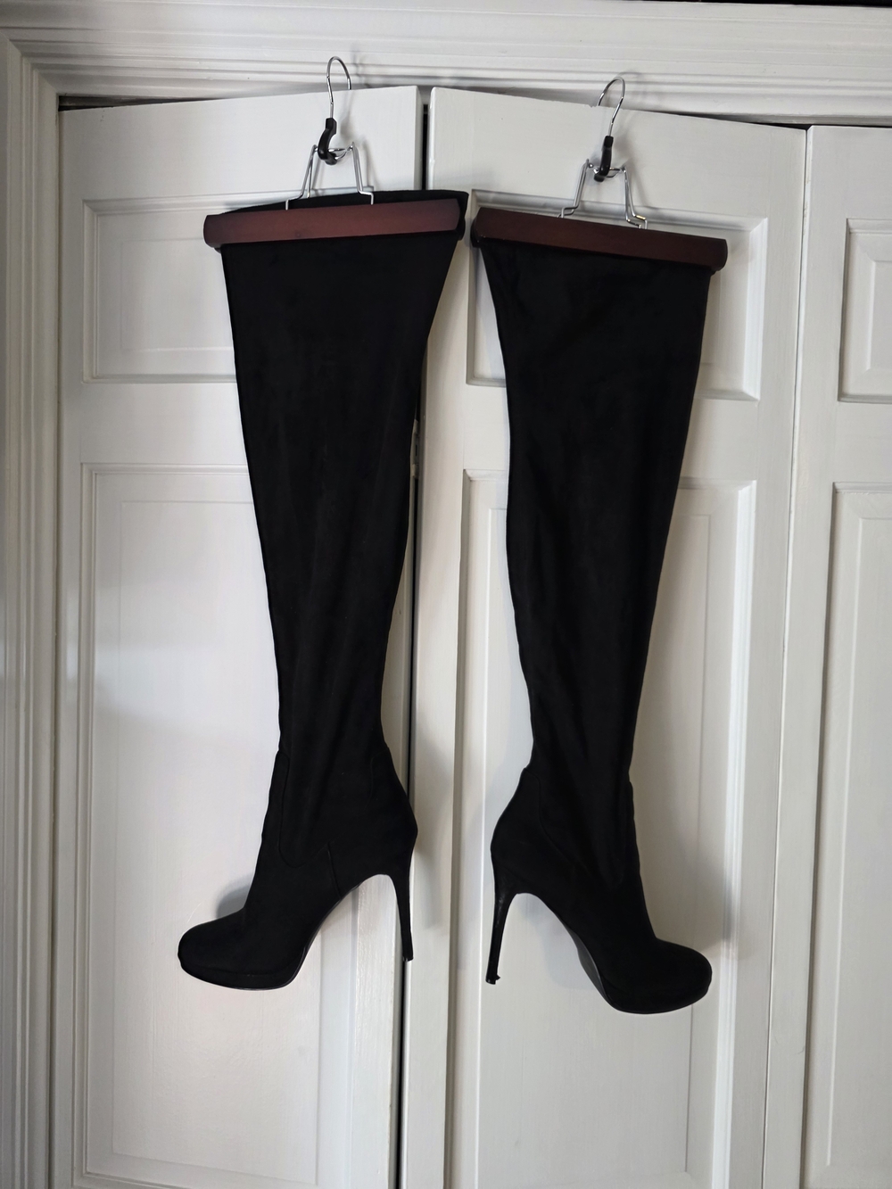 Forever 21 Black Over-the-Knee Platform Stiletto Boots Size 9